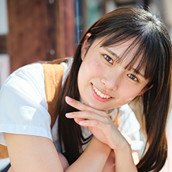 日比谷萌甘 from シャルロット